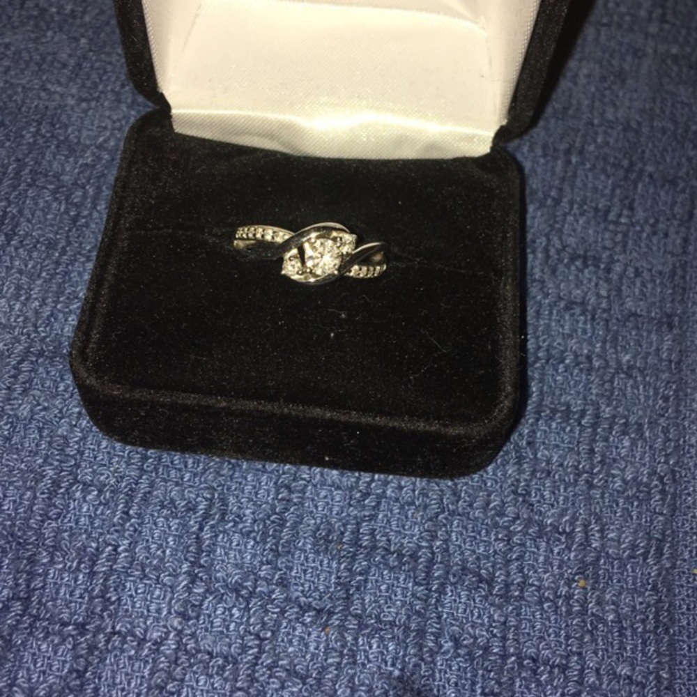 Engagement Ring - Picture 6 of 9